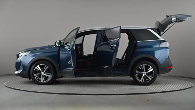 2021 Peugeot 5008