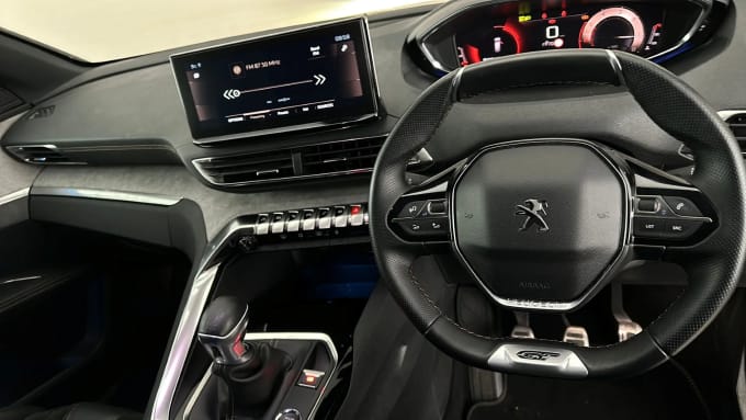 2021 Peugeot 5008