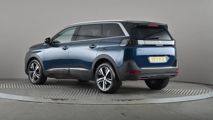 2022 Peugeot 5008
