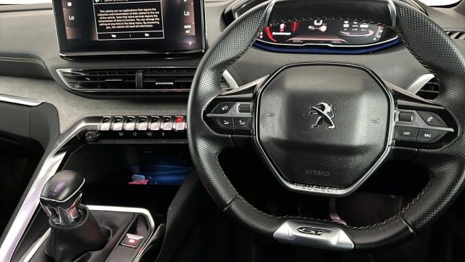 2022 Peugeot 5008