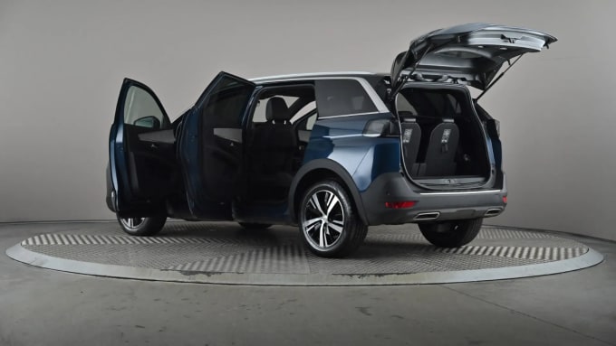 2022 Peugeot 5008