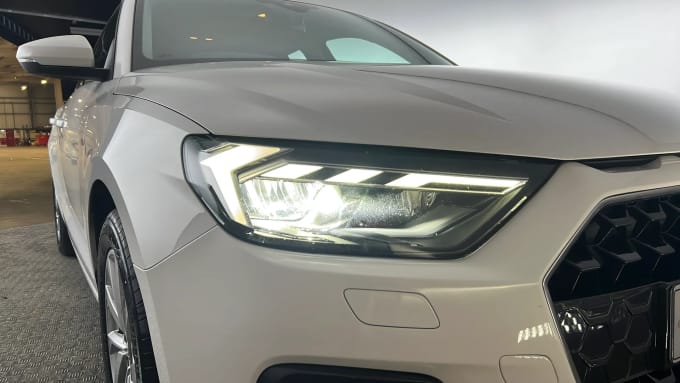 2022 Audi A1