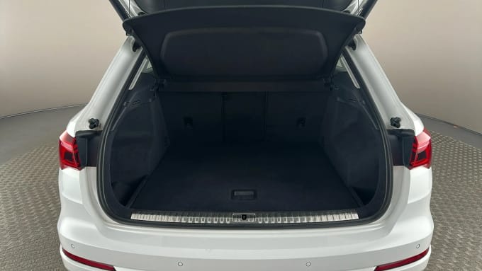 2019 Audi Q3