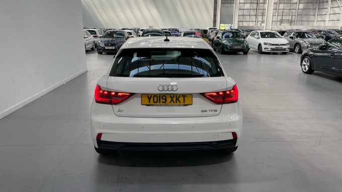 2019 Audi A1