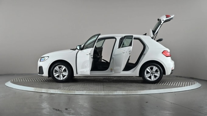 2021 Audi A1