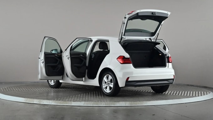 2021 Audi A1