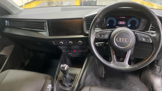 2022 Audi A1