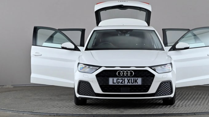 2021 Audi A1