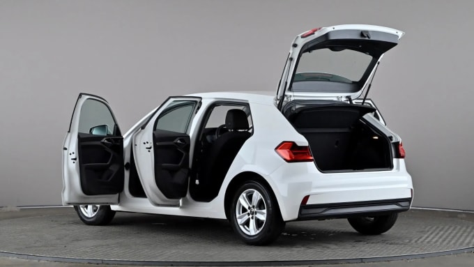 2021 Audi A1