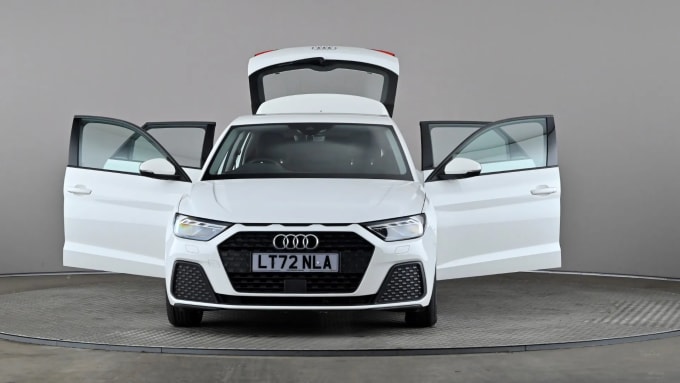 2022 Audi A1