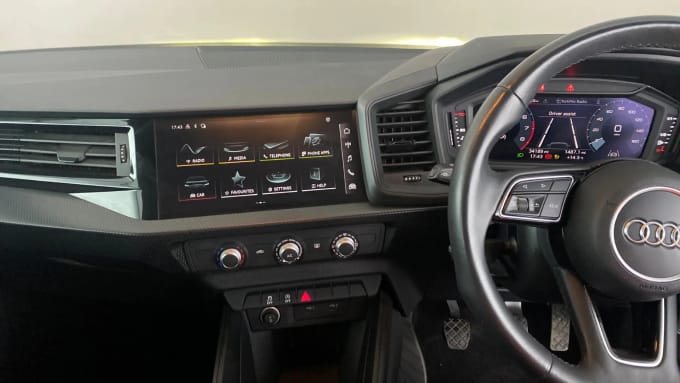 2022 Audi A1