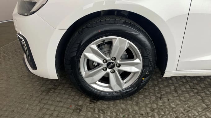 2022 Audi A1