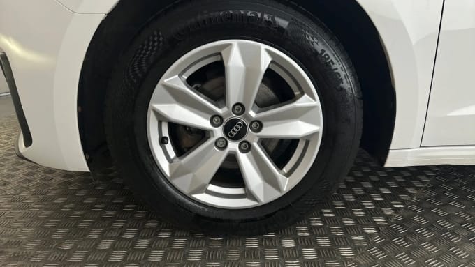 2022 Audi A1