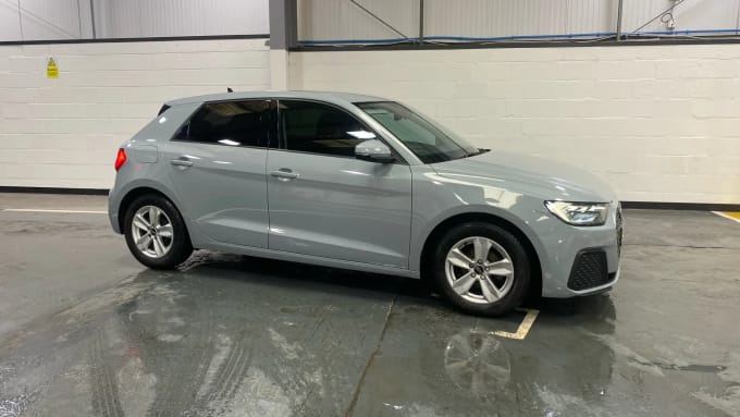 2022 Audi A1