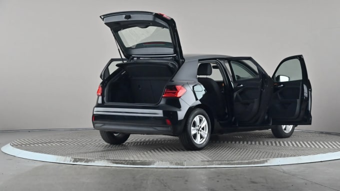 2021 Audi A1