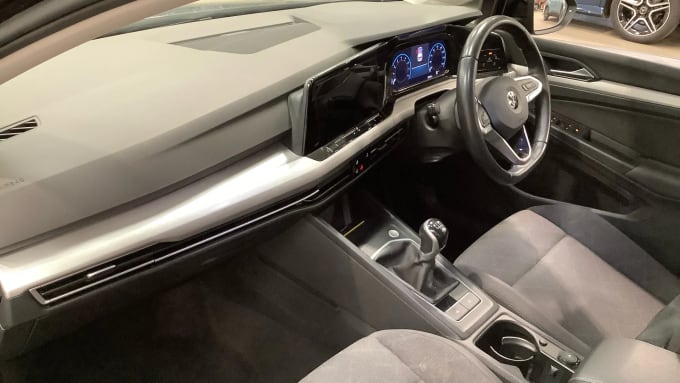 2022 Volkswagen Golf