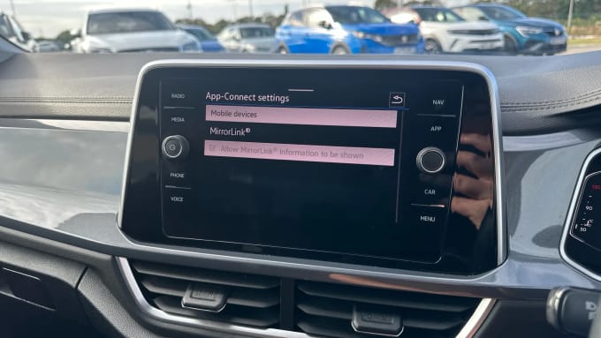 2023 Volkswagen T-roc