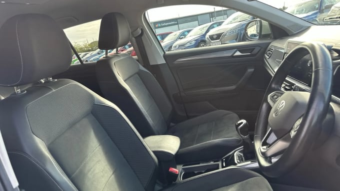 2023 Volkswagen T-roc