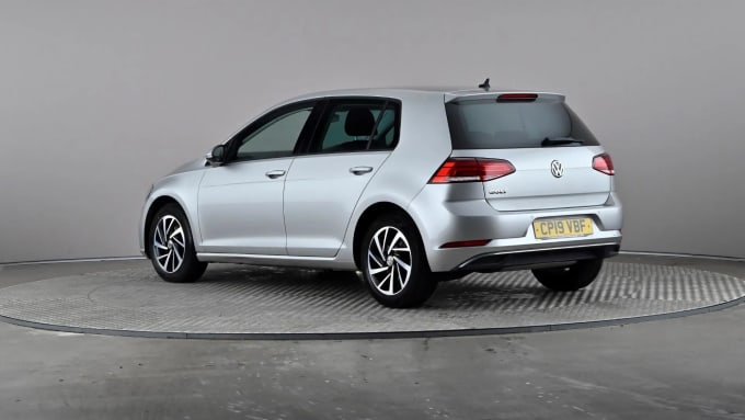 2019 Volkswagen Golf