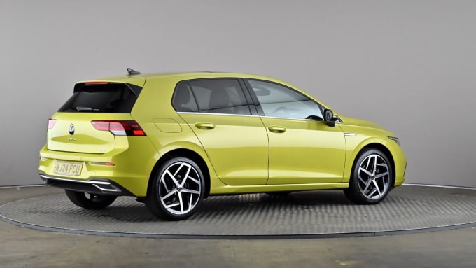 2024 Volkswagen Golf