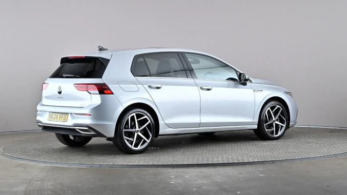 2024 Volkswagen Golf