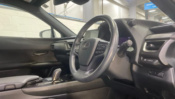 2022 Lexus Ux