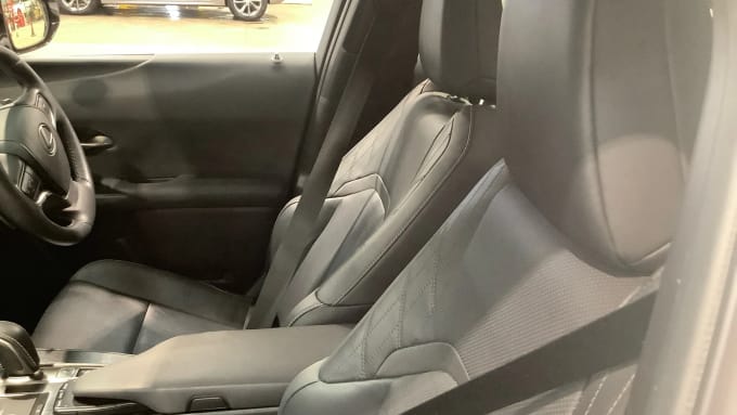 2021 Lexus Ux