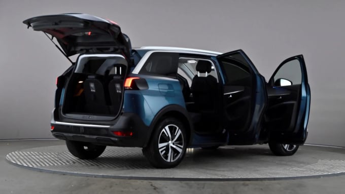 2020 Peugeot 5008