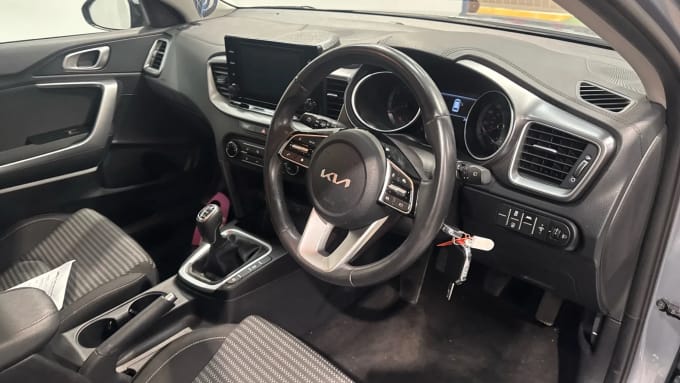 2023 Kia Ceed