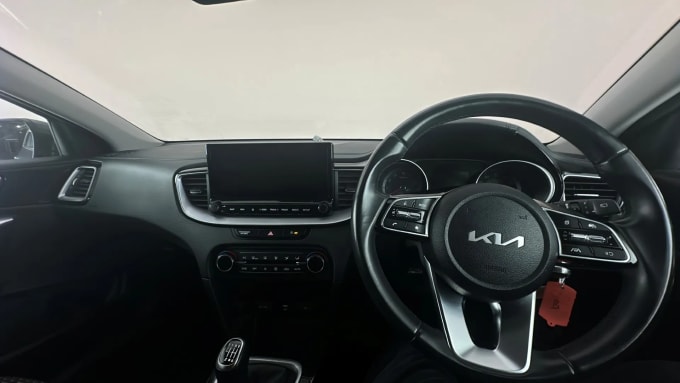 2022 Kia Ceed