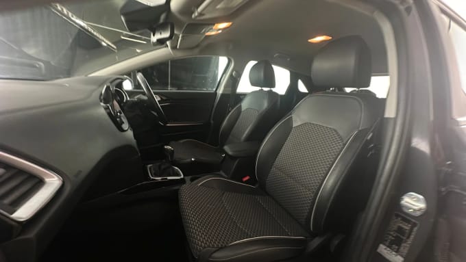 2022 Kia Ceed