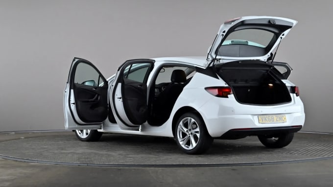 2018 Vauxhall Astra