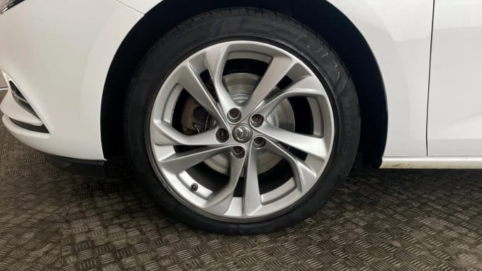2018 Vauxhall Astra