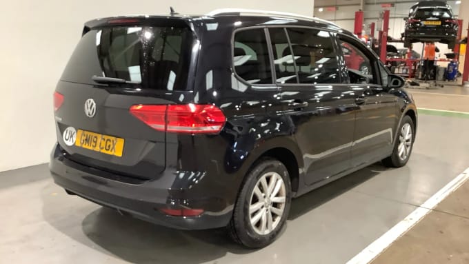 2019 Volkswagen Touran