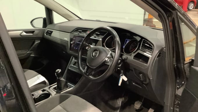 2019 Volkswagen Touran