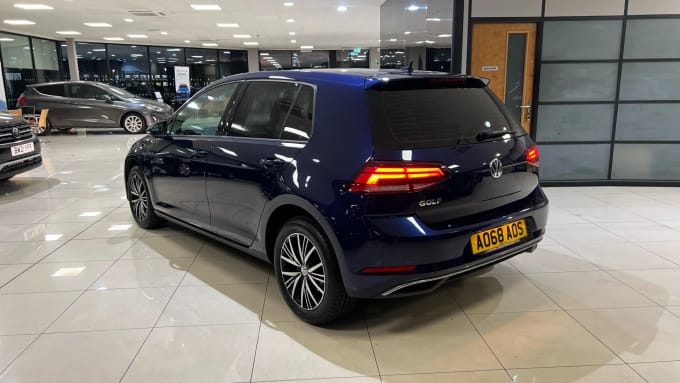 2018 Volkswagen Golf