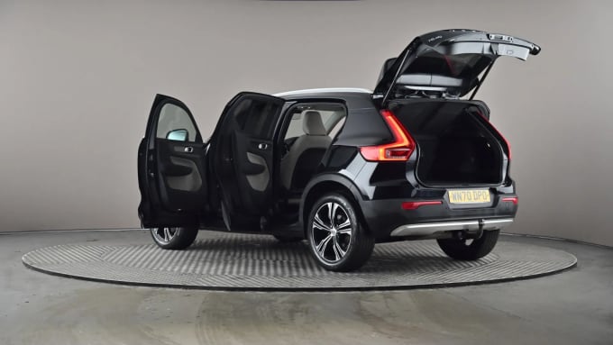 2020 Volvo Xc40