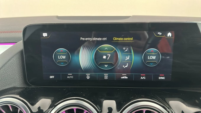 2022 Mercedes-benz Eqa