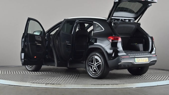 2022 Mercedes-benz Eqa