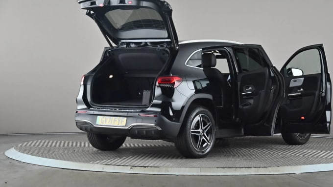 2022 Mercedes-benz Eqa