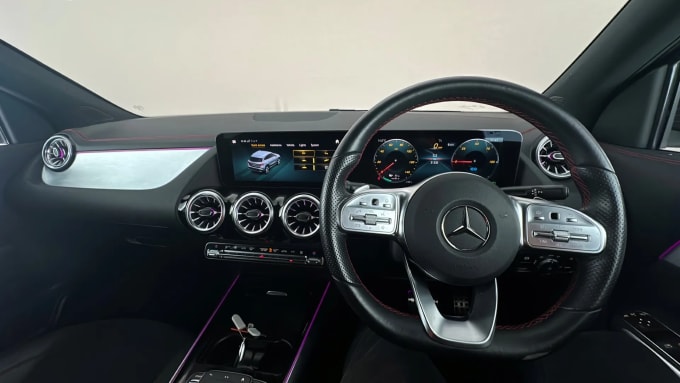 2022 Mercedes-benz Eqa