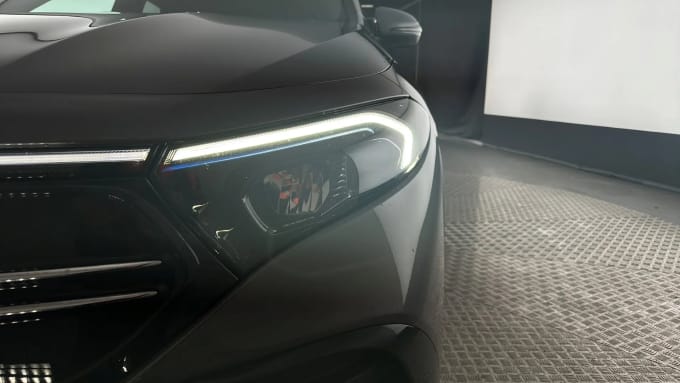 2022 Mercedes-benz Eqa