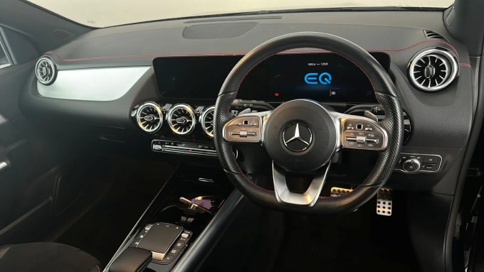 2022 Mercedes-benz Eqa