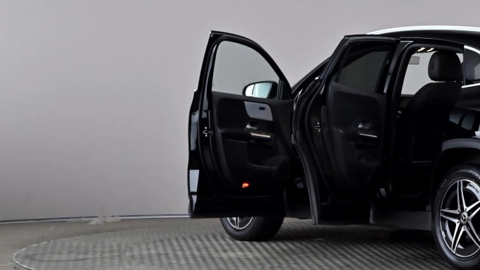 2022 Mercedes-benz Eqa
