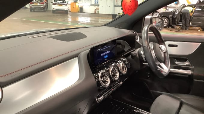 2021 Mercedes-benz Eqa