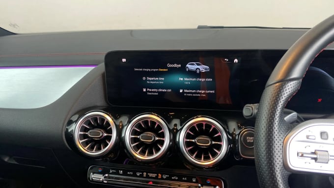 2021 Mercedes-benz Eqa