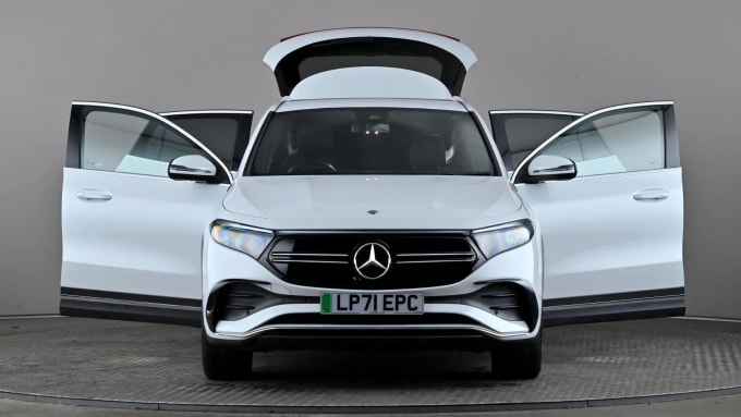 2022 Mercedes-benz Eqa