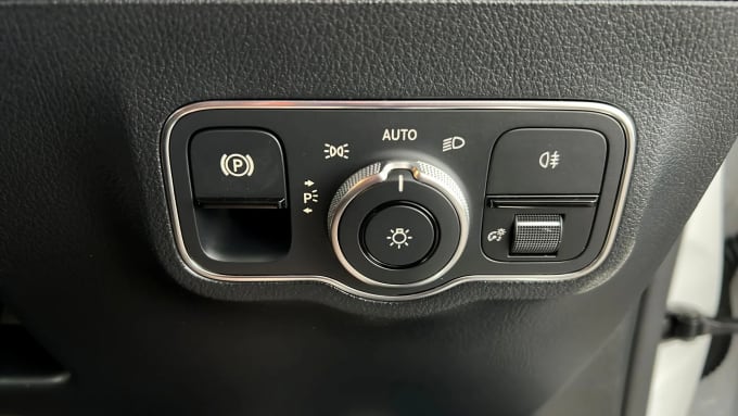 2022 Mercedes-benz Eqa