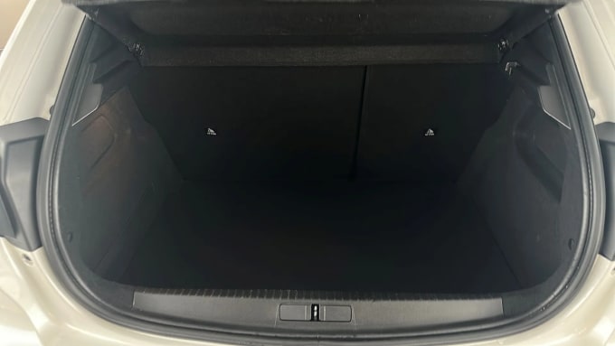 2022 Mercedes-benz Eqb