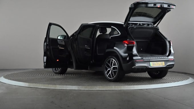 2021 Mercedes-benz Eqa